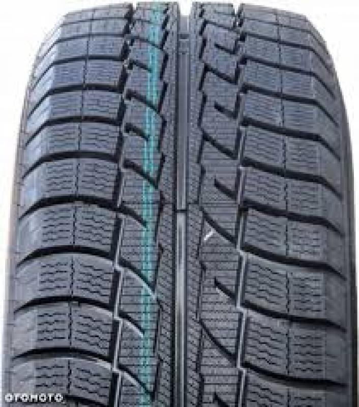 Fortune SNOWFUN FSR-902 FR 205/65 R15 102/100 T